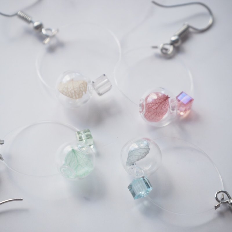 wave earrings - Earrings & Clip-ons - Glass Multicolor
