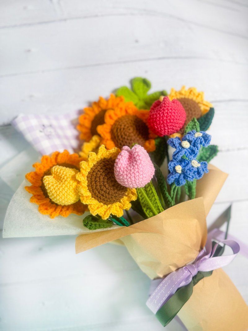 Cute style crocheted bouquet graduation bouquet [Welcome to discuss customization] - Items for Display - Cotton & Hemp Multicolor