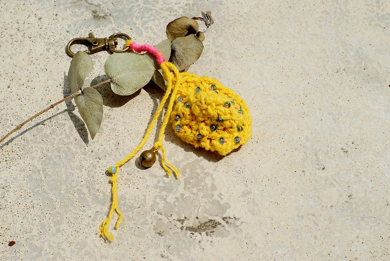 Exclusively sold hand-woven weird keychain - พวงกุญแจ - ผ้าฝ้าย/ผ้าลินิน สีเหลือง