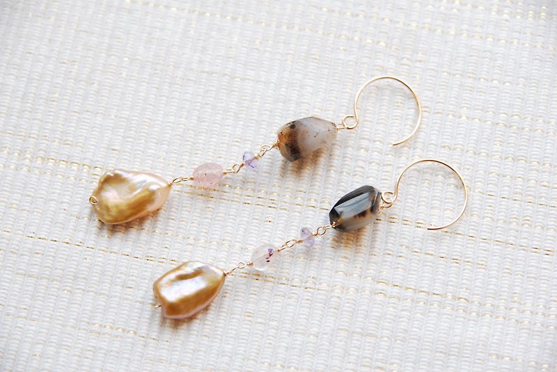 Dendrite quartz and poppy pearl earrings (14kgf) - ต่างหู - เครื่องเพชรพลอย สีนำ้ตาล