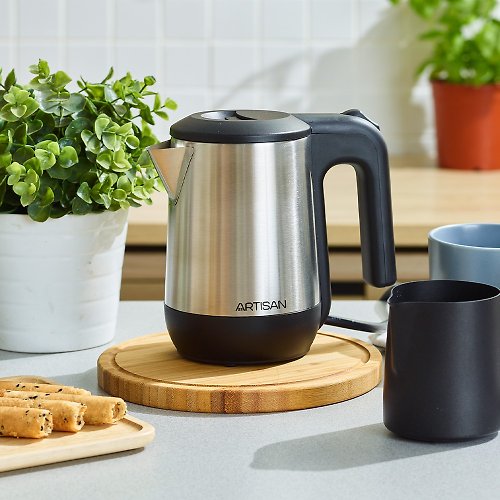 PEANUTS x Homeplus 1.7L Cordless Electric Water Kettle - Shop Me Too!  Pitchers - Pinkoi