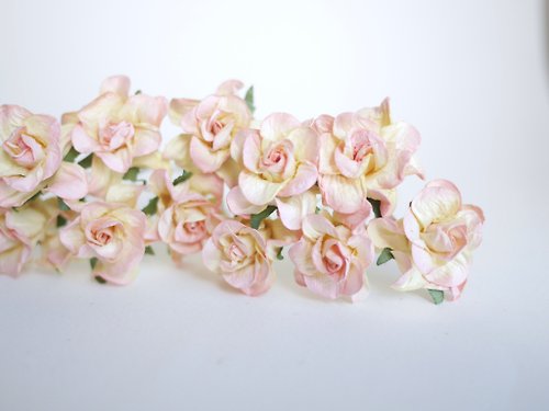 makemefrompaper Paper Flower, 25 pcs., DIY autumn rose size 3.5 cm., pale pink brush ivory.