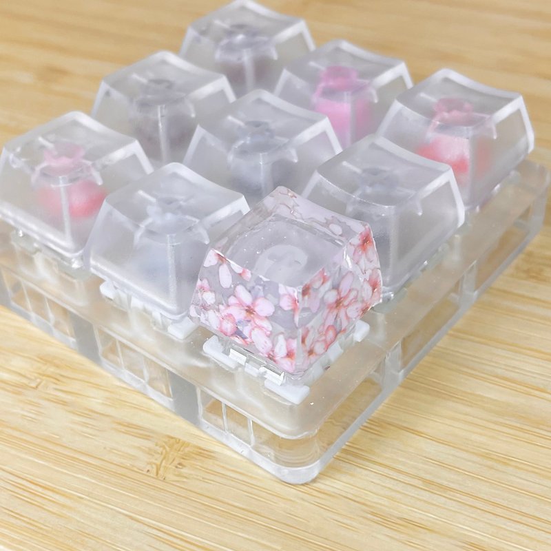 小花柄キーキャップ　Flower  pattern keycap - 科技小物 - 樹脂 粉紅色