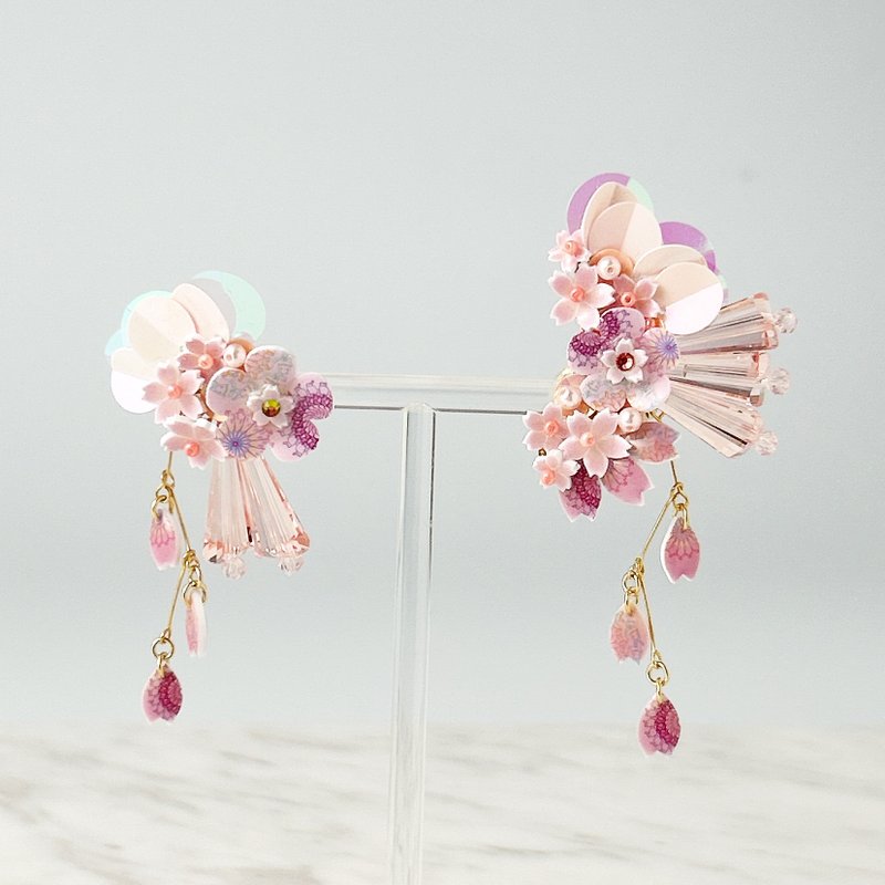 Rabbit pattern SAKURA moon shape (pierce & ear clips) ・(clip & ear clips) - Earrings & Clip-ons - Plastic Pink