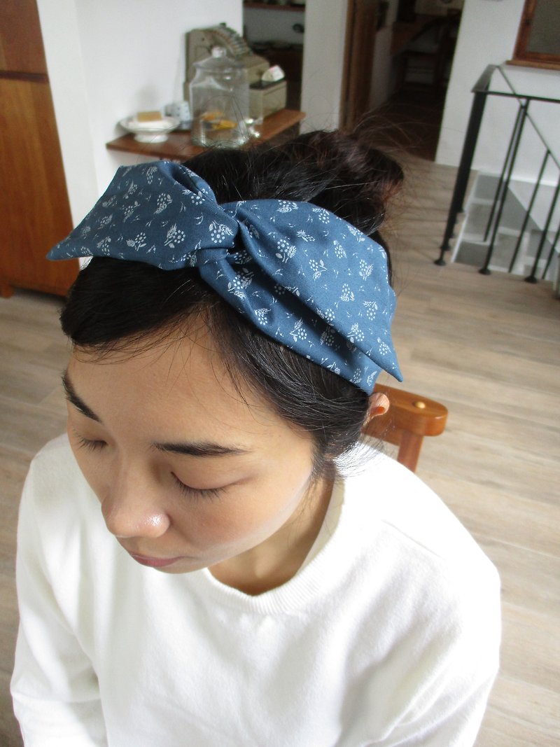 Forwarding transfer belt (manual) - bow tie ear - blue flowers blossoming - Hair Accessories - Cotton & Hemp Blue