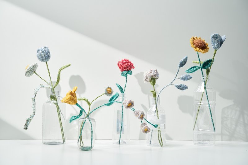 Eco-friendly woven flowers - ของวางตกแต่ง - ไฟเบอร์อื่นๆ 