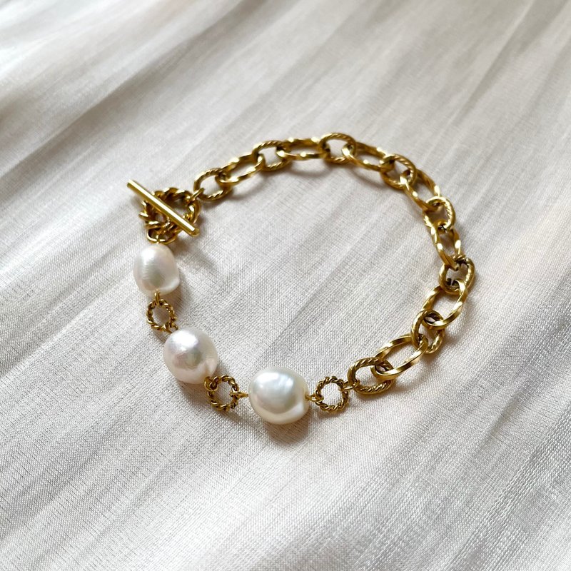 粉彩巴洛克天然粉珍珠金色OT釦手鍊【畢業禮物】 - 手鍊/手鐲 - 珍珠 