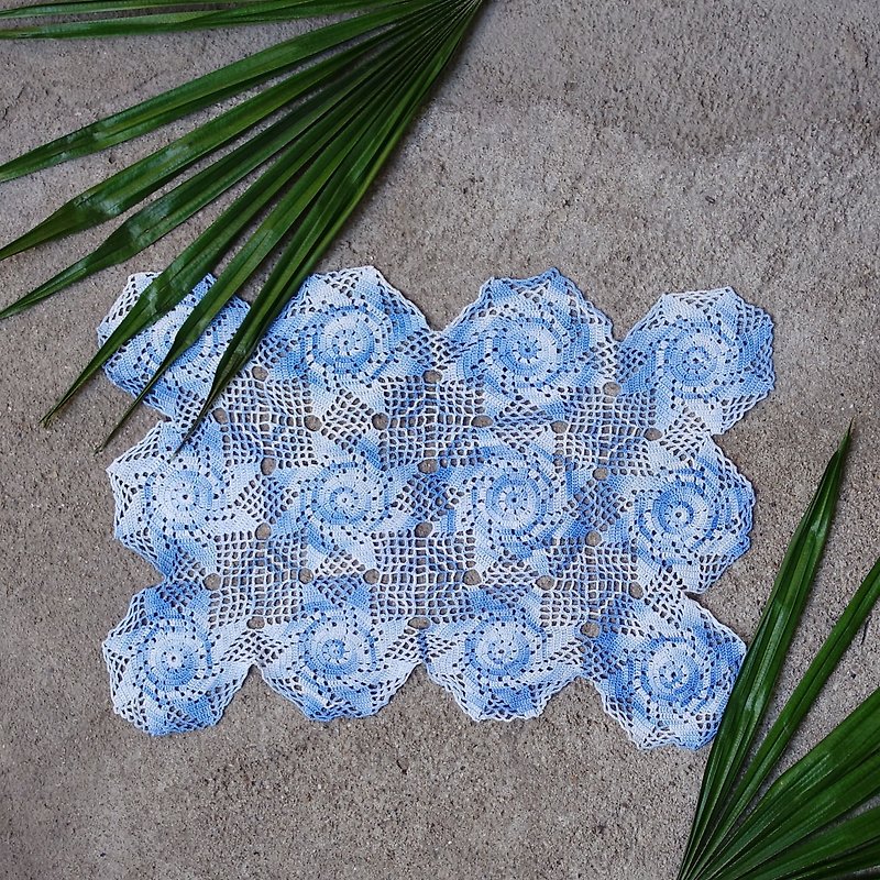 BajuTua /暖かい古いもの/青い花かぎ針編みアンティークレースのテーブルマットヴィンテージハンドニットレースのテーブルクロス - ランチョンマット - コットン・麻 ブルー