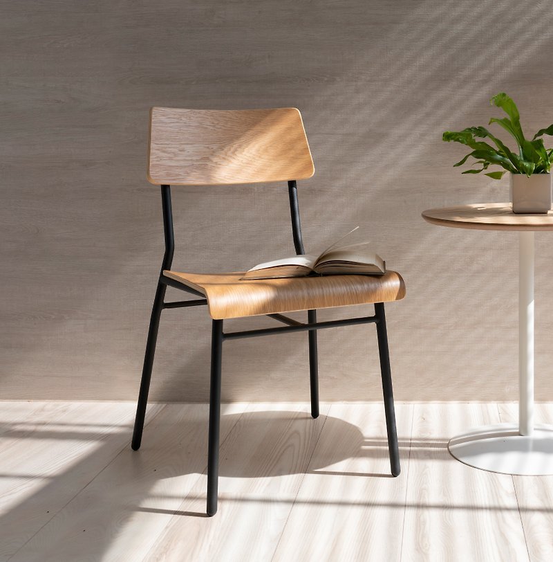 翩翩 餐椅(淺色) - 椅子/沙發 - 其他材質 卡其色