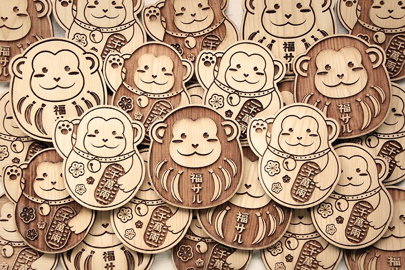 The first choice for exchanging gifts - [monkey gifts] shape cypress coaster (single piece) - ที่รองแก้ว - ไม้ สีนำ้ตาล