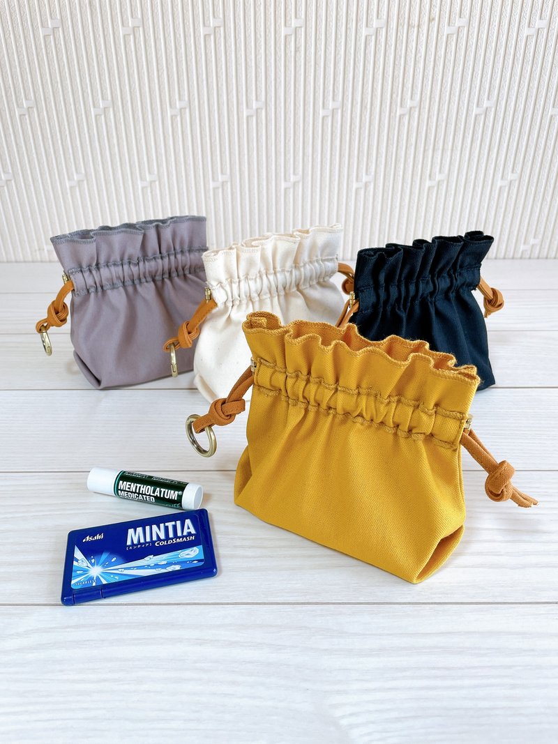 倉敷帆布　フリルバネポーチ マチ広　小物収納　自立　マルチポーチ　巾着　　カラビナ付き - 化妝包/收納袋 - 棉．麻 紫色