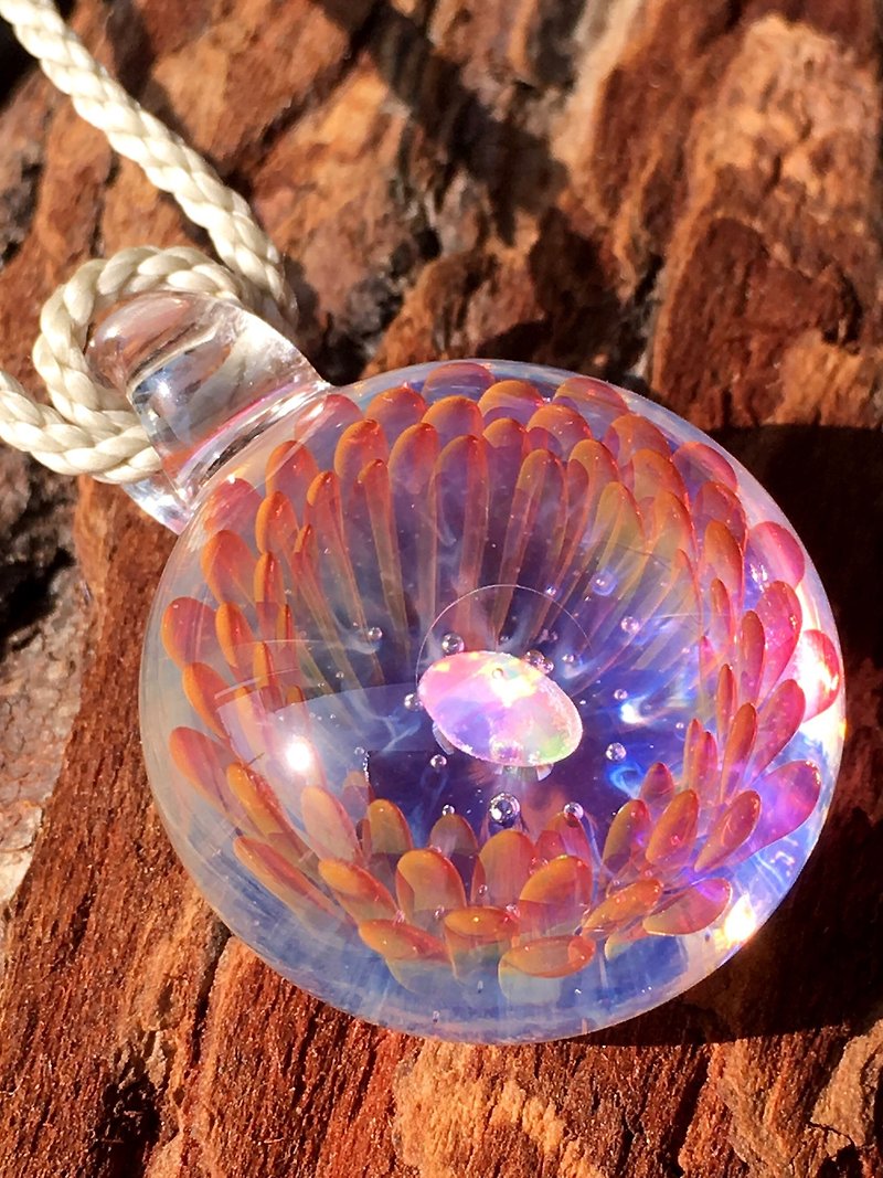 boroccus  Opal  A geometric pattern  Thermal glass  Pendant. - สร้อยคอ - แก้ว สึชมพู