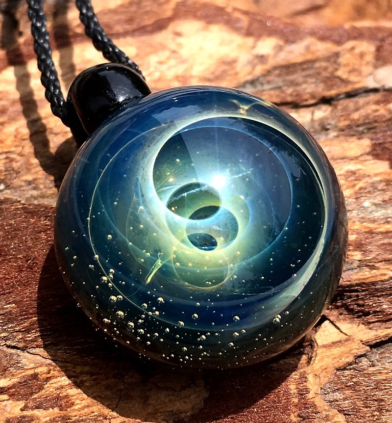 boroccus  The galaxy whirlpool design  Thermal glass  Pendant. - Necklaces - Glass Multicolor
