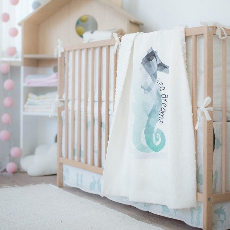 Linen quilt with sea horse print - 被/毛毯 - 棉．麻 