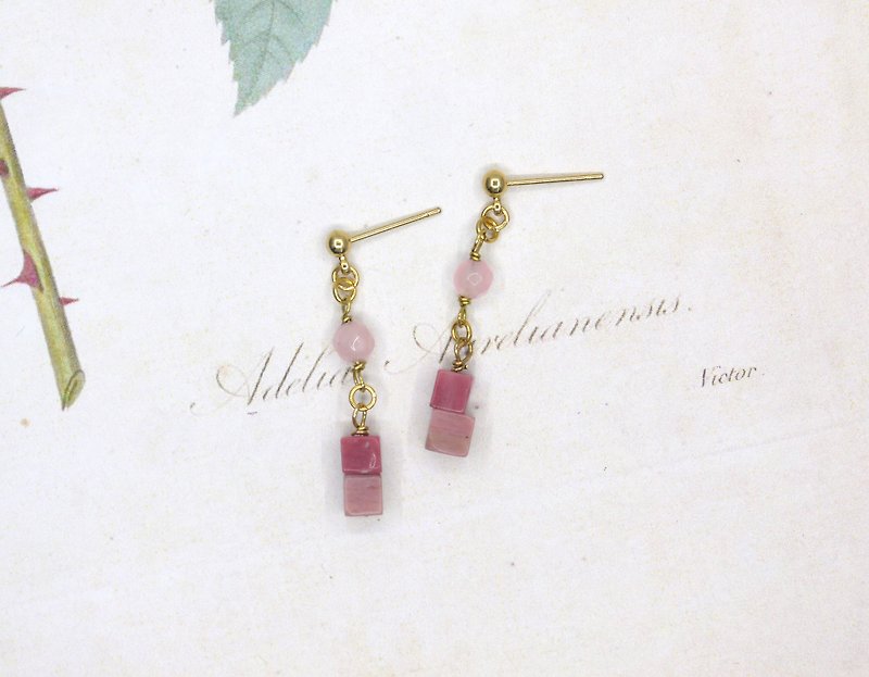 [Riitta] rose red lines Stone small cubes (Clip-On) - Earrings & Clip-ons - Gemstone 