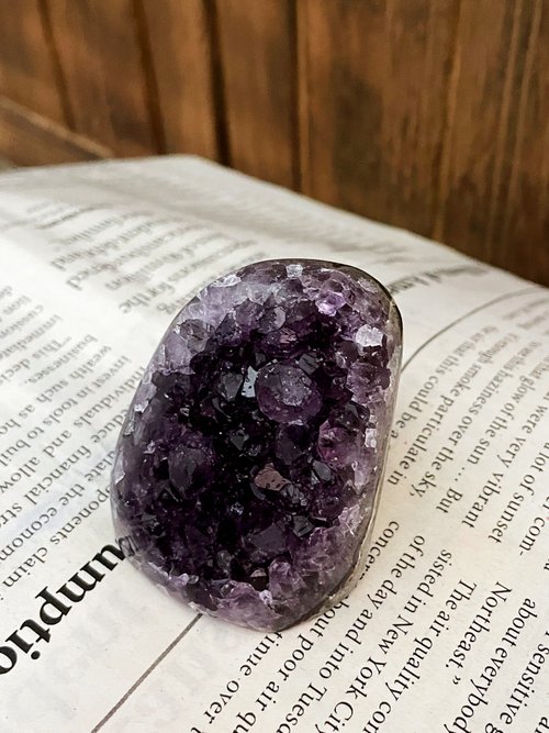Pine St. Jewelry 松樹街輕奢珠寶 能量擺件 天然紫晶 消磁 淨化 財富 貴人 紫晶鎮