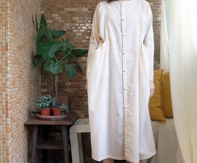 Cream linen-cotton Dress Shirt with pockets