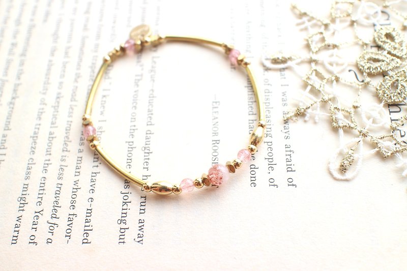 Pink 草莓-草莓晶  黃銅手環 - 手鍊/手環 - 其他金屬 粉紅色