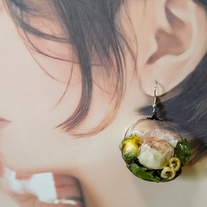 Rose Garden Flower Basket Earrings (Made of Surgical Stainless Steel) - ต่างหู - พืช/ดอกไม้ สึชมพู