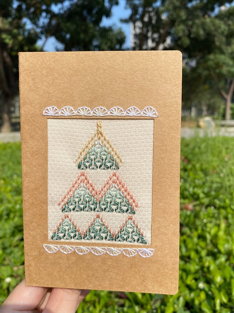 手刺繍のクリスマスカード - カード・はがき - コットン・麻 カーキ