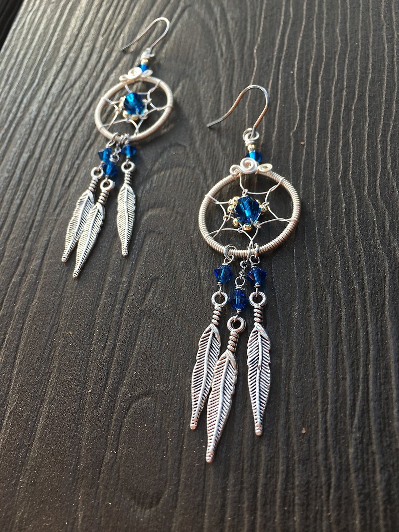Dream net wandering to series earrings - Earrings & Clip-ons - Gemstone Blue