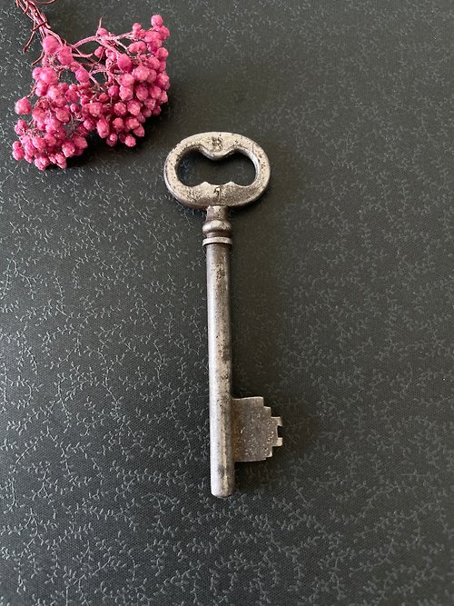 金銀寶貝 少見法國鐵製老鑰匙 鑰匙圈 項鍊墜子 W610