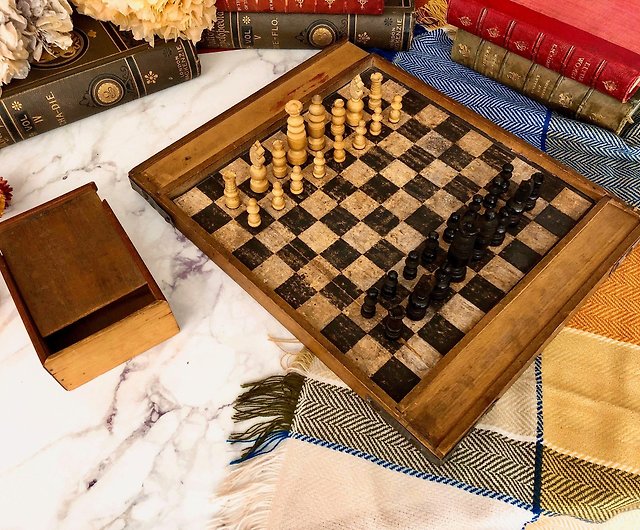 フランスの世紀のアンティーク木製白黒チェス盤グループ+西チェス