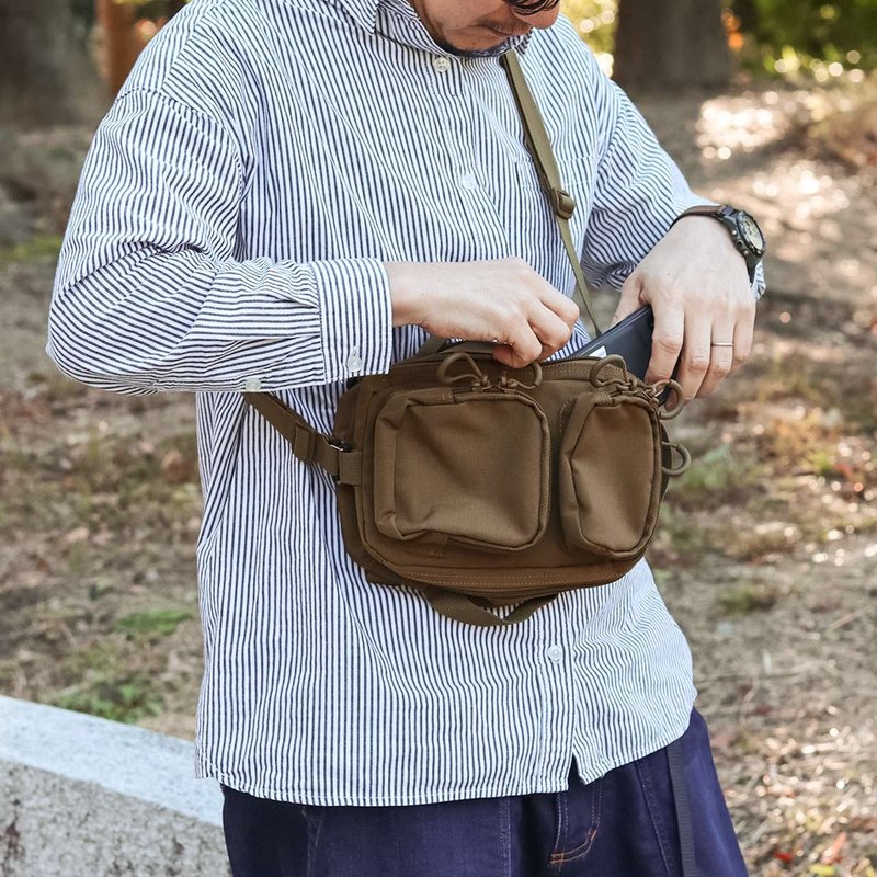 POST GENERAL multifunctional travel backpack - Messenger Bags & Sling Bags - Other Materials 