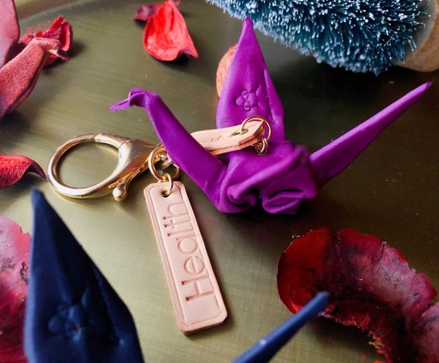 本革千羽鶴-幸せを運ぶキーホルダー 全 8 色 - ショップ Aeon.Torio