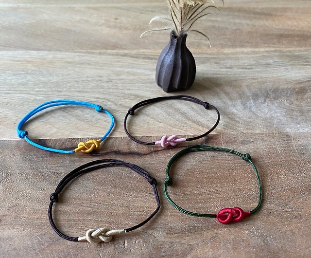 How to make a two colors bracelet for couples #bracelet #knitting #tut... |  TikTok