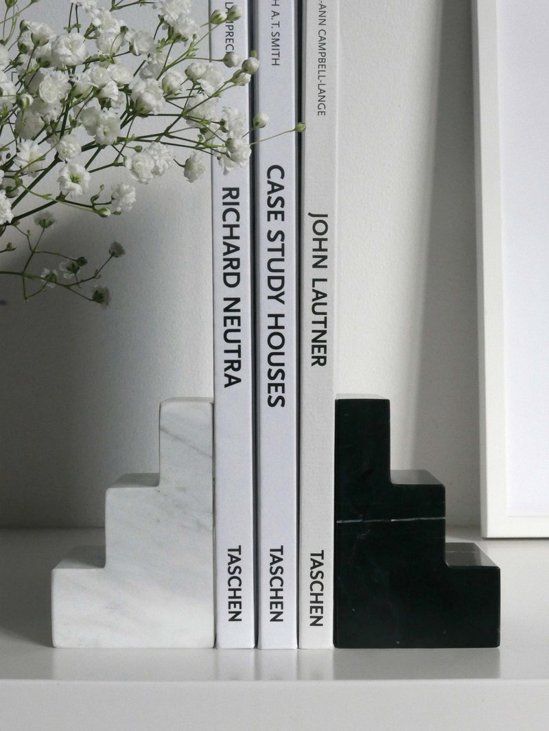 PRINTWORKS Bookend Stair Cube - Marble 書擋 - 黑色/白色大理 - 書架/書擋 - 其他材質 