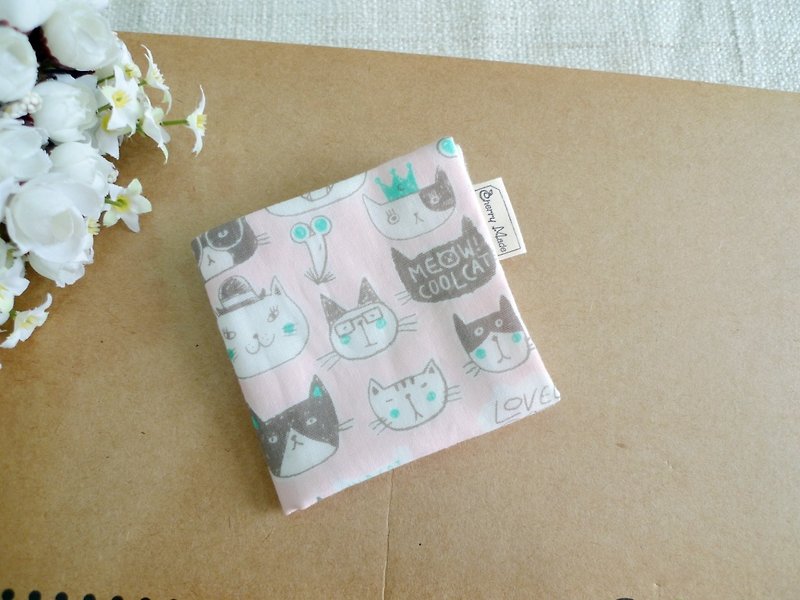 Cotton gauze handkerchief / saliva towel / small square towel - square square 喵 (powder) - Bibs - Cotton & Hemp Pink