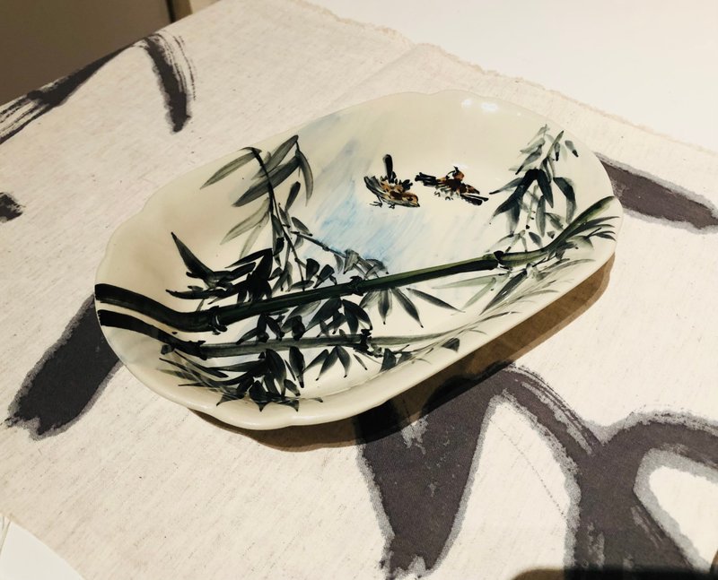 純手工繪製盤 竹報平安 陶瓷 高溫燒製 水墨風 僅此一件 - 盤子/餐盤/盤架 - 瓷 粉紅色