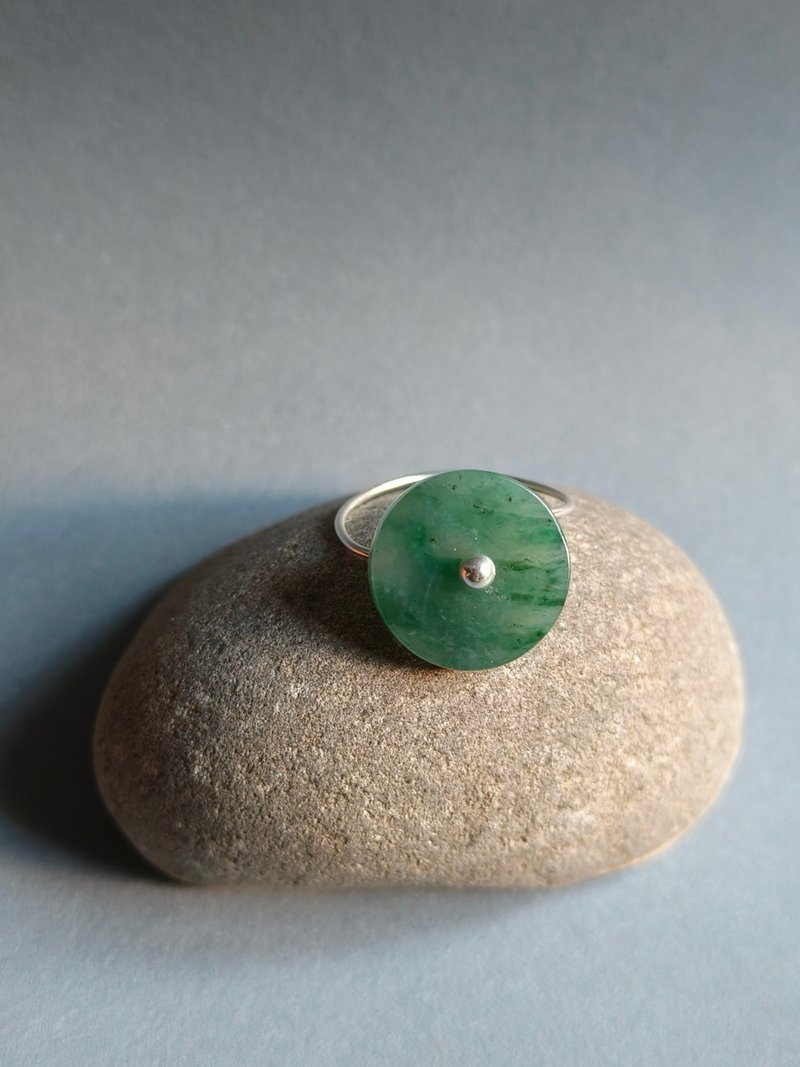 ore design natural Burmese green safety buckle jadeite 13*3mm Silver ring - Necklaces - Gemstone Green