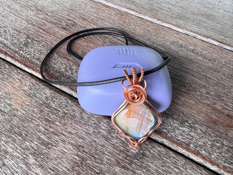 250222 wire wrapping 拉長石 銅線 繞線 吊墮 - 項鍊 - 銅/黃銅 金色