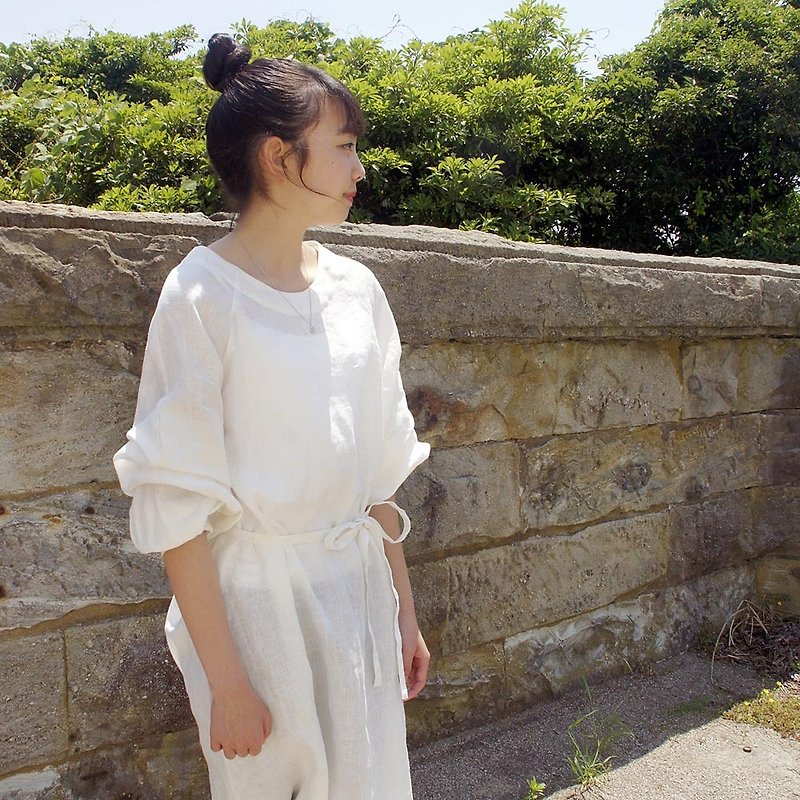 リネン100パーセント　ボリュームタックスリーブワンピースivory - 洋裝/連身裙 - 棉．麻 白色