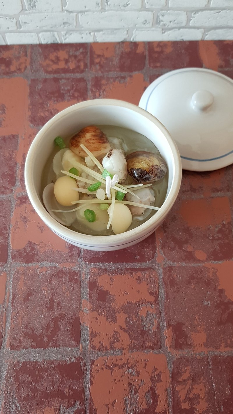 蒜頭蛤蠣湯-擬真蠟燭 - 香氛蠟燭/燭台 - 蠟 透明