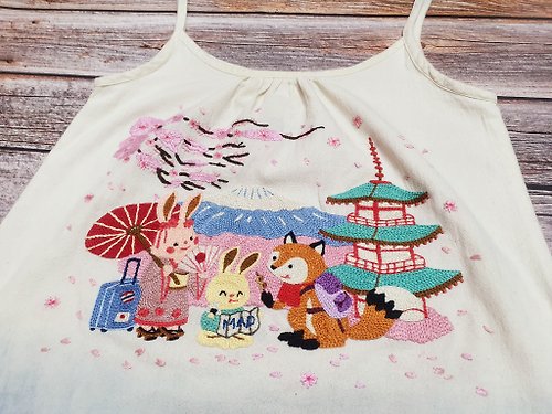 TreeHouse In The Woods 手工刺繡連衣裙和襯衫、日本、富士山、櫻花、狐狸、兔子