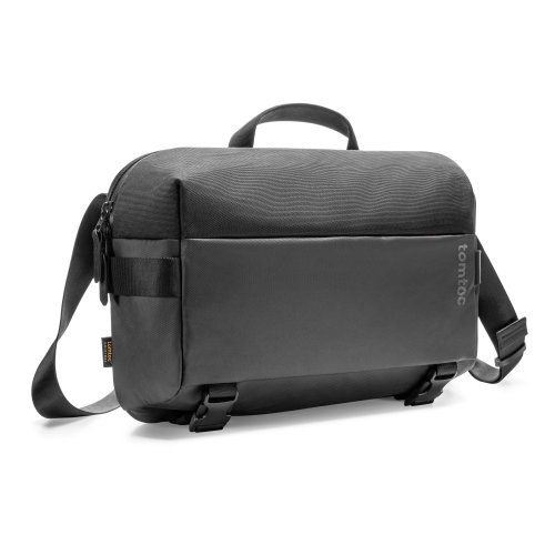 nau ブラックメッセンジャーバッグ CTZ 24L Messenger(FREE Black/ブラック): CHROME