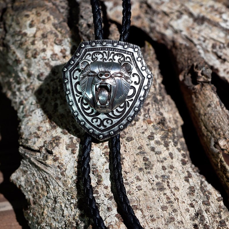 叢林搖滾怒熊 保羅領帶 Bolo Tie 皮革項鍊 皮繩領帶 領繩領帶 熊 - 領帶/領帶夾 - 人造皮革 銀色