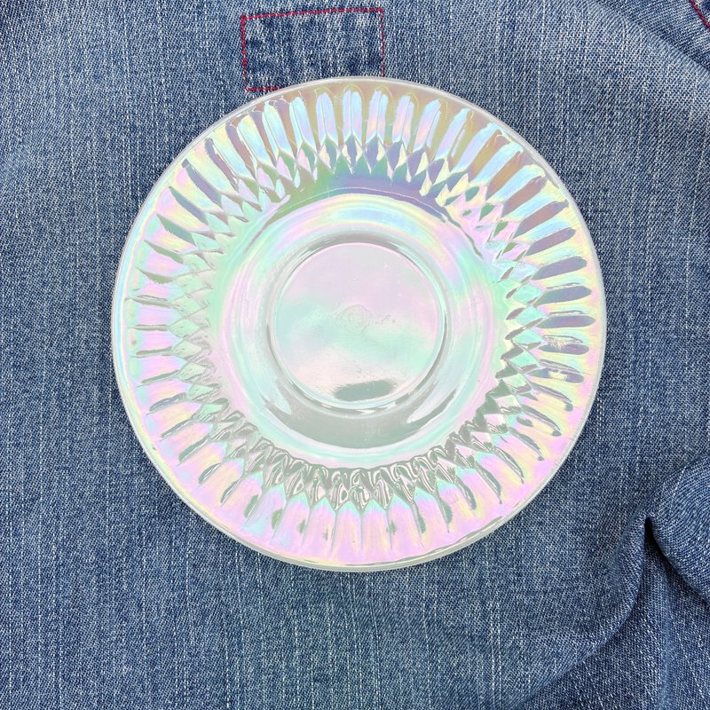 Vintage 60s Federal Glass Moonglow Iridescent Diamond Point Saucer Kitchen Decor - 盤子/餐盤/盤架 - 玻璃 白色
