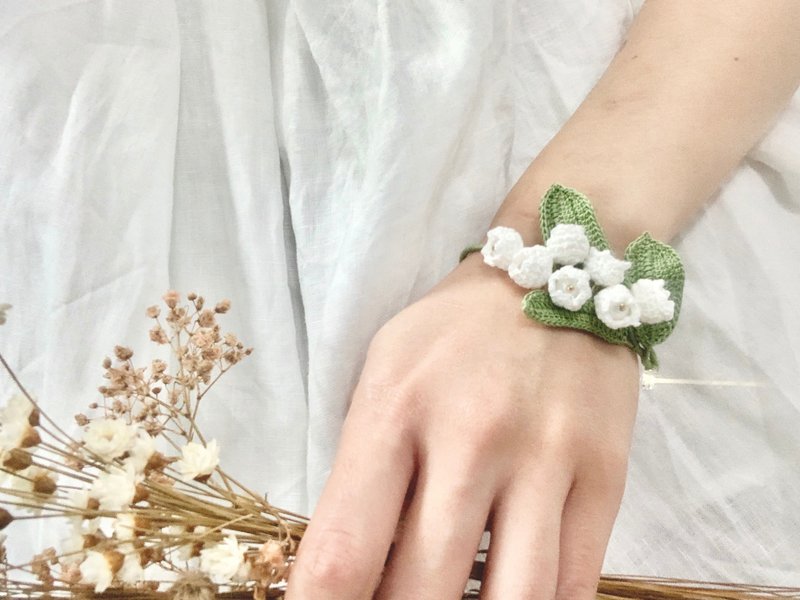 Lily of the Valley • 鈴蘭 Swarovski水晶 鉤花編織 手鐲 手環 - 手鍊/手環 - 棉．麻 白色