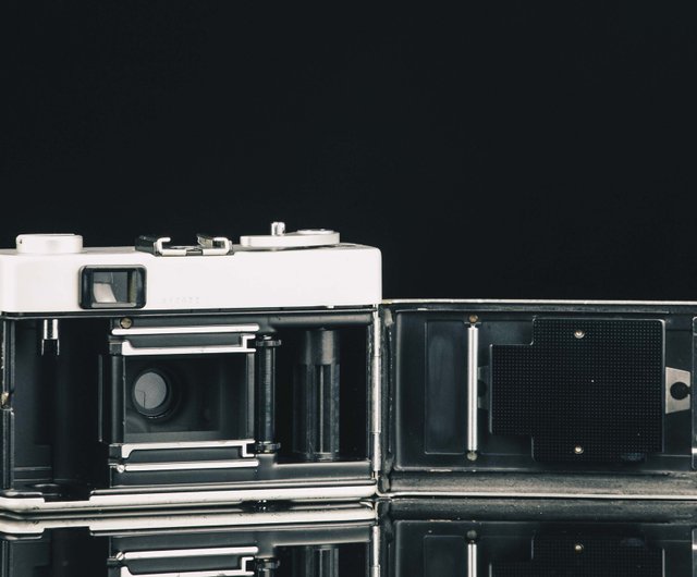 KONICA C35 E&L #2022 #135 フィルムカメラ - ショップ Rick photo