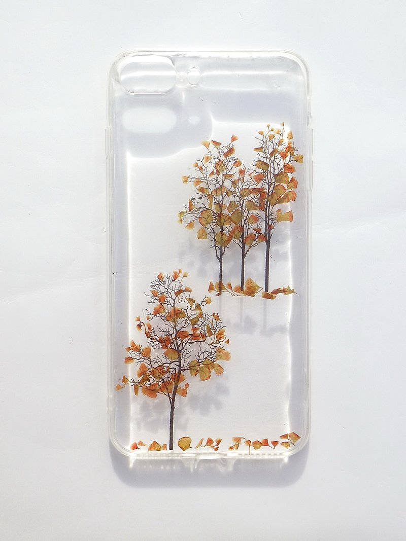 Pressed flower phone case, Handmade phone case, iphone 7 plus plus, Winter - เคส/ซองมือถือ - พลาสติก สีนำ้ตาล