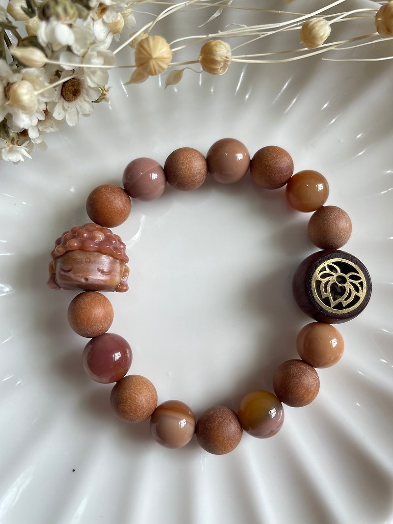Nara Baby Buddha Brown Tea Alxa Agate Altar Wood Rosewood Bracelet - Bracelets - Semi-Precious Stones Brown