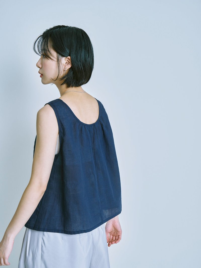 Boiled Sleeveless Top-Yajiaoteng - เสื้อกั๊กผู้หญิง - ผ้าฝ้าย/ผ้าลินิน สีน้ำเงิน