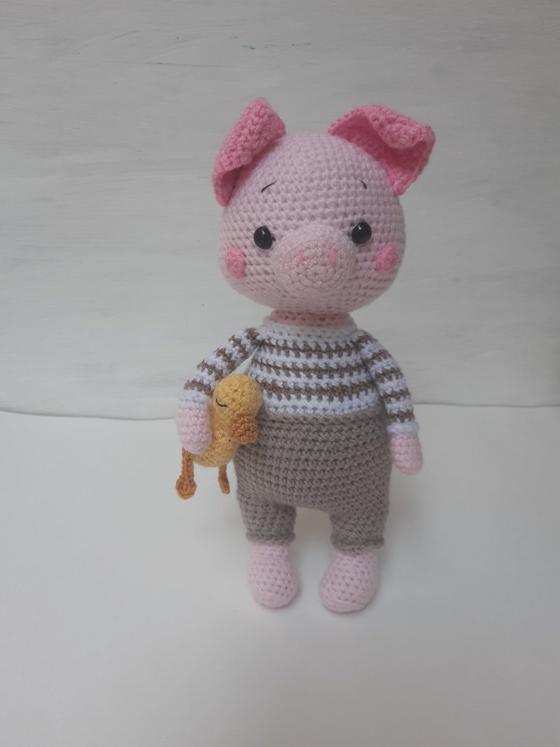 Hand crochet Funny Peter the Pig Stuffed toys Animals Plush toys Knit Gift - ของเล่นเด็ก - อะคริลิค สึชมพู