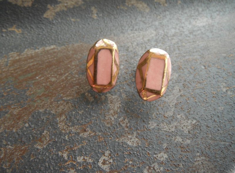 Gold color oval cut pierce plum - Earrings & Clip-ons - Pottery Pink