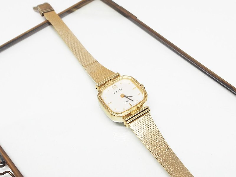 1970s' TAURUS Swiss brand quartz watch - นาฬิกาผู้หญิง - โลหะ สีทอง