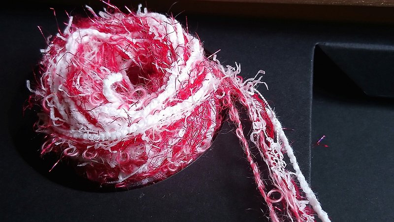 日本混合紗線　100公分 - 編織/刺繡/羊毛氈/縫紉 - 聚酯纖維 紅色